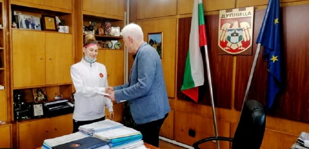Нанси Николова спечели най-голямата стипендия „Св.Иван Рилски" на Община Дупница