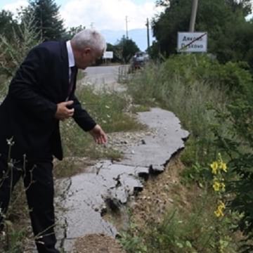Нов опит за аварийно укрепване на пътя Дяково – Кременик
