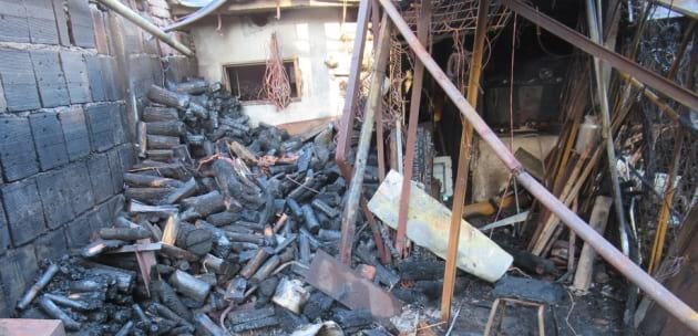 Взрив в имот на бивш военен в Дупница, откриха над 200 капсул детонатора и 5 кг пресовки (+АУДИО)